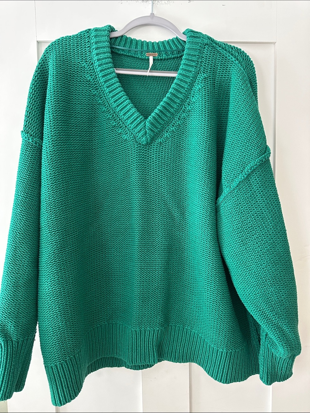 Free People Chunky V-Neck Sweater in Teal 08